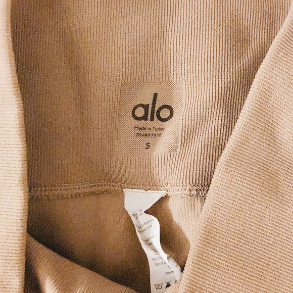 Alo leggings - Picture 3 of 3